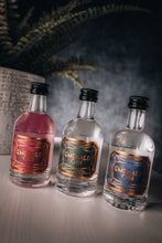 Load image into Gallery viewer, MINIATURE GIFT BOX